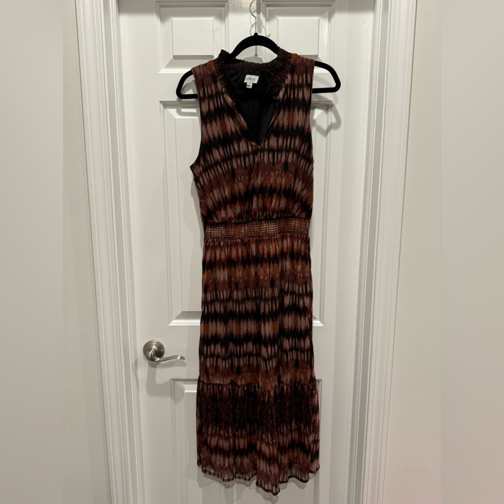 Evereve Gretta Mock Neck Midi Dress | medium
Tiedye tribal brown modern … - Picture 4 of 9